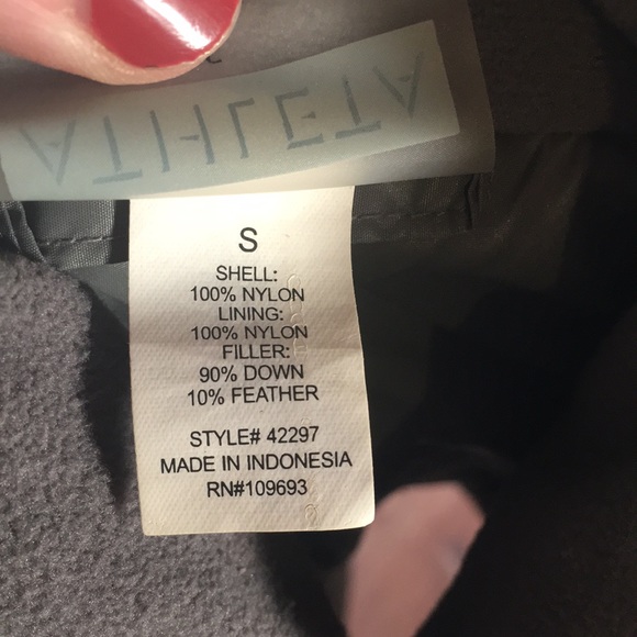 Athleta Quilted Puffer Jacket - Picture 15 of 15